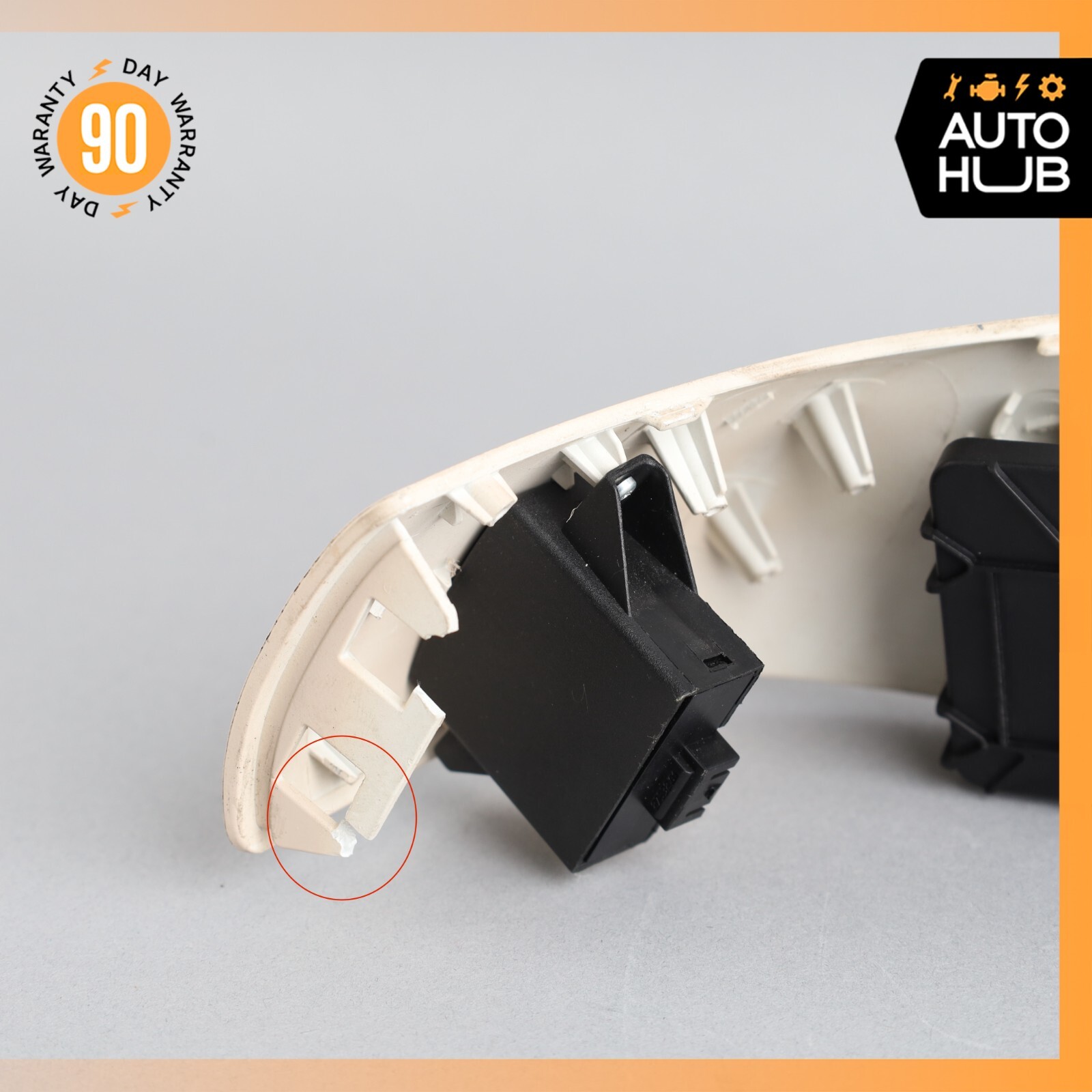 03-13 Maserati Quattroporte M139 Front Right Seat Control Switch OEM 74k
