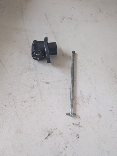 Vespa P200 Fuel lever set
