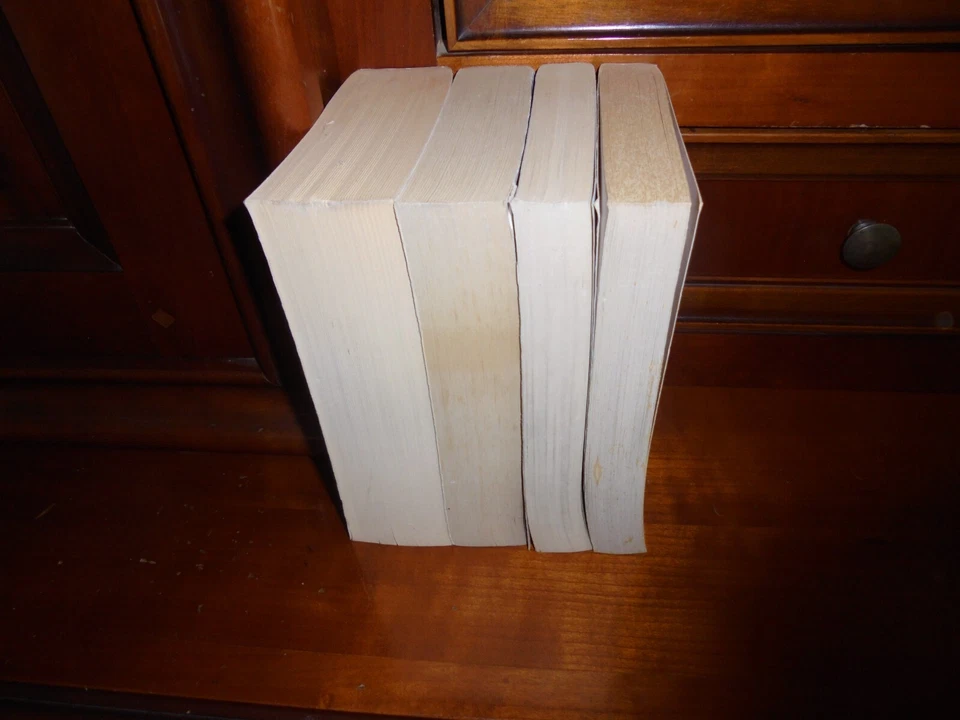 ROBERT LUDLUM   ,  4 livres, de poche , POCKET - Photo 4/4