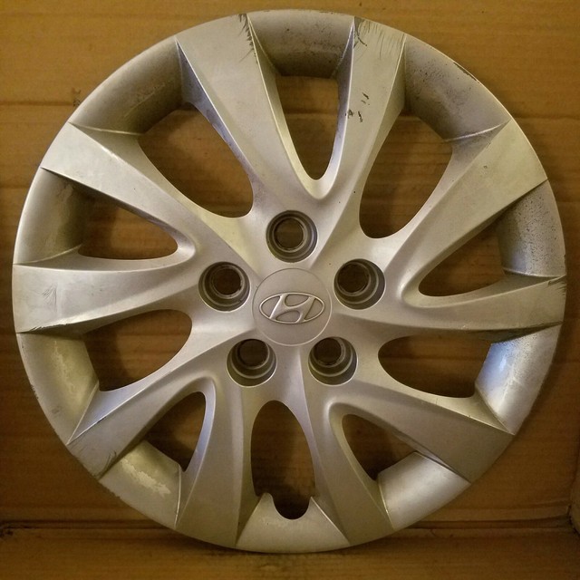 HYUNDAI Elantra 20112015 16" 10 SPOKE SILVER WHEEL COVER / HUBCAP. 951DS eBay