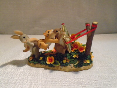Charming Tails Give It Your Best Shot Mouse Figurine Slingshot 89/341