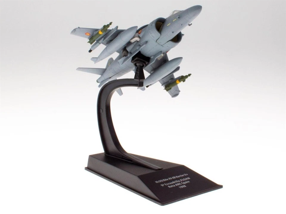 Hachette 1/100 BAe AV-8B Harrier II+ 9º Escuadrilla FLOÁN Armada Española HADC06 Foto 4 de 4