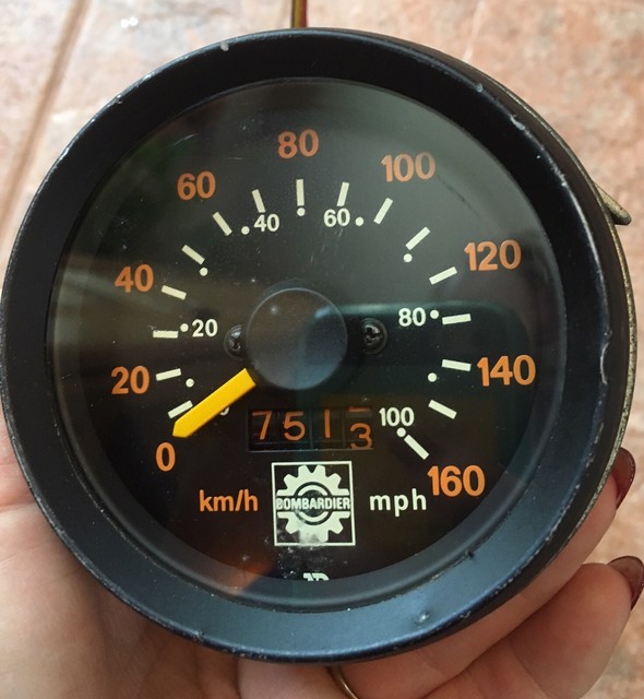 SKIDOO BOMBARDIER SKI DOO SAFARI SNOWMOBILE SPEEDOMETER GAUGE WORKS