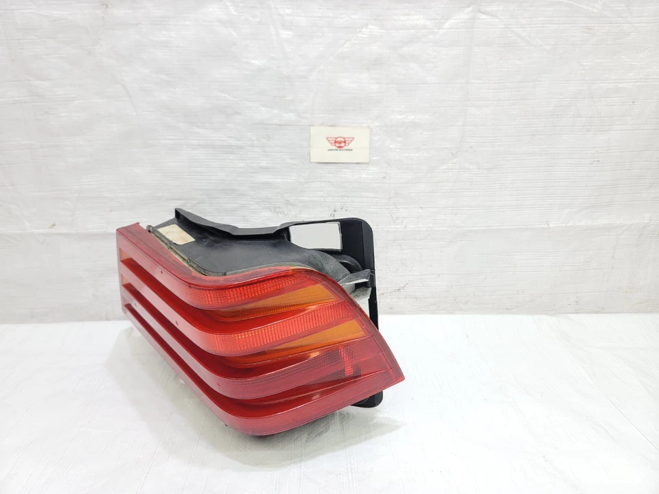 1992-99 梅赛德斯-奔驰 300SE W140 S420 S320 右乘客尾灯 原始设备制造商 — 第 3/4 张图片