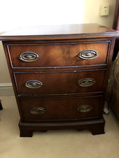 Brights of Nettlebed Georgian style bedside table/ chest