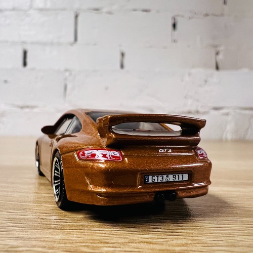 Porsche 911 GT3 2007 MB729 2024 Autobahn Express V 5 Pack Metallic Brown - Picture 4 of 15