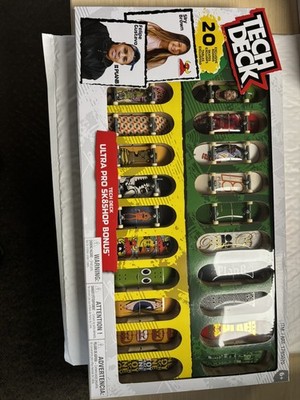 Tech Deck Ultra Pro Bonus 20-Pack Plan B Toy Machine Felipe Gustavo Sky Brown