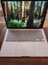 MacBook Air 2020 8GB 256gb Farbe: Silber Guter Zustand!