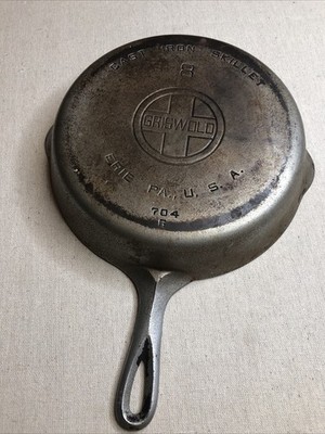 Vintage Griswold Cast Iron Skillet Large Block Logo No 8 704G 10 Inch Pan 1930s