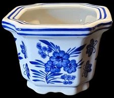 Blue & White Floral Small Planter Traditional Chinoiserie Delft Style 4.5"tall