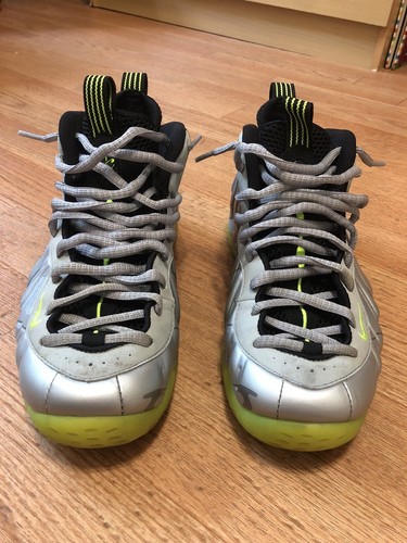 foamposite silver volt