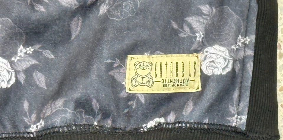 Sudadera con Capucha Entree LS Auténtica Para Hombre Patrón Rosa Negra Talla XXL Foto 2 de 4