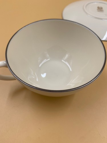 Lenox - Olympia Platinum - tazza da tè e piattino - avorio con bordo argento - Foto 7 di 8