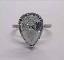 2.38 Carat 18K Gold Diamond Engagement Ring Center 2.00 Carats  Value 29,500