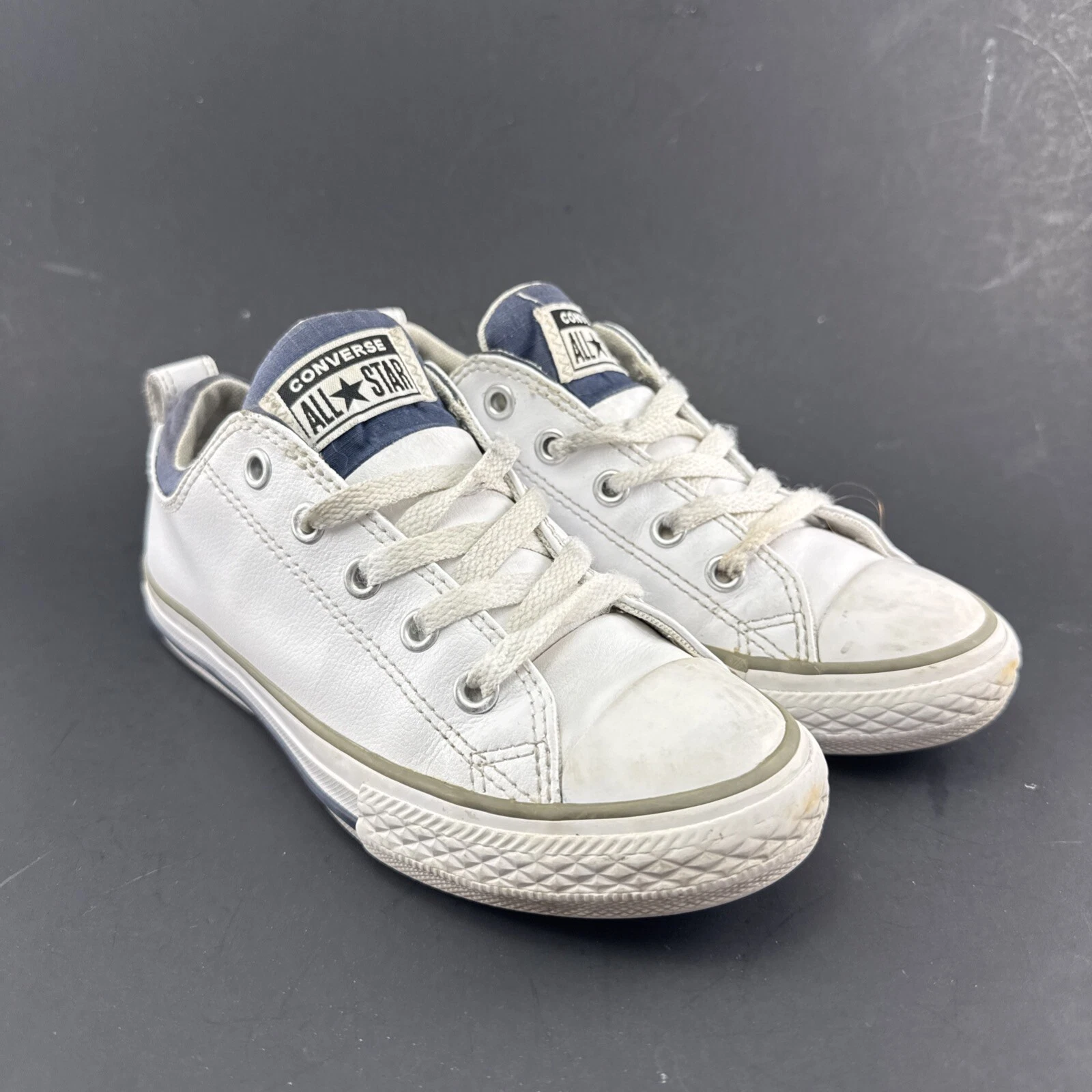 Sneakers basse CONVERSE All Star Chuck Taylor in pelle bianca giovani taglia US 1