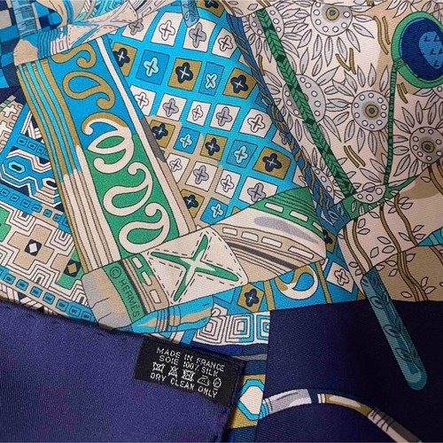 Unused w/box HERMES Carre 90 VOYAGE EN ETOFFES Silk Scarf 90cm Annie Faivre Rare - Picture 3 of 9