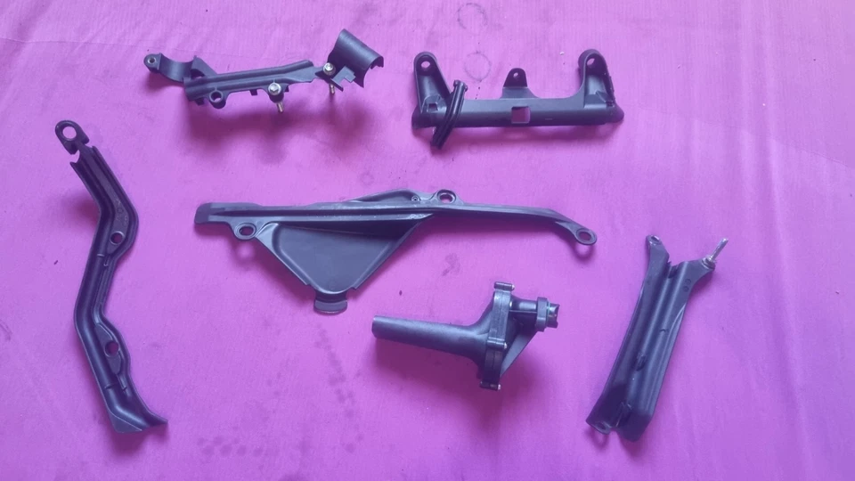 Ducati Panigale 1199 899 1299 Verkleidung  Innenverkleidung Halter - Bild 2 von 4