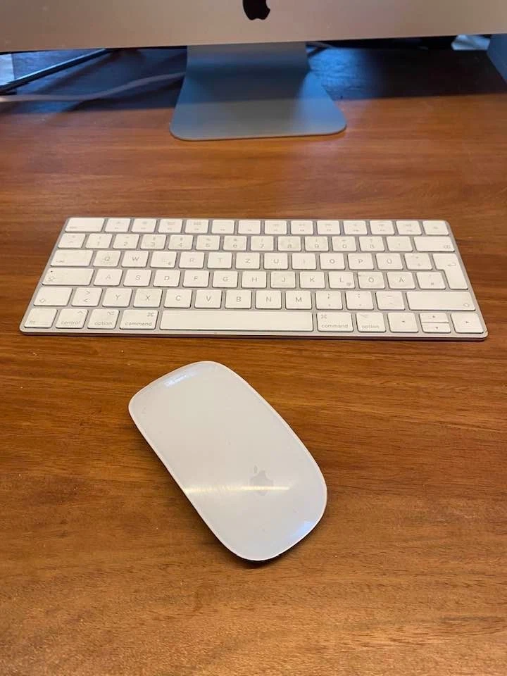 iMac 2019 mit 21,5 Zoll 4 K Retina Display - 1 TB HDD - 8 GB Ram - von privat - Bild 4 von 4