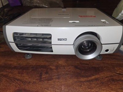 Epson PowerLite Home Cinema 8500UB LCD Projector