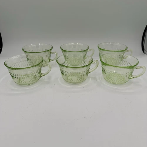 VINTAGE URANIUM GLASS ANCHOR HOCKING ROULETTE VASELINE DEPRESSION GLASS CUP (6)
