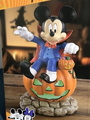 Vampire Mickey ハロウィン飾り Disney Mickey Halloween Vampire Light Up Color Changing Decor With