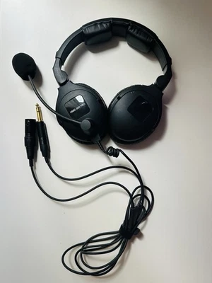 Studio Headset Sennheiser HMD 300 Pro XLR Mikrofon mit 1/4" Stereo - genial - Bild 1 von 2