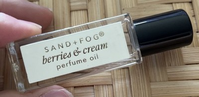 SAND + FOG Perfume Oil Roller BERRIES & CREAM Eau De Parfum Travel Size .17 oz