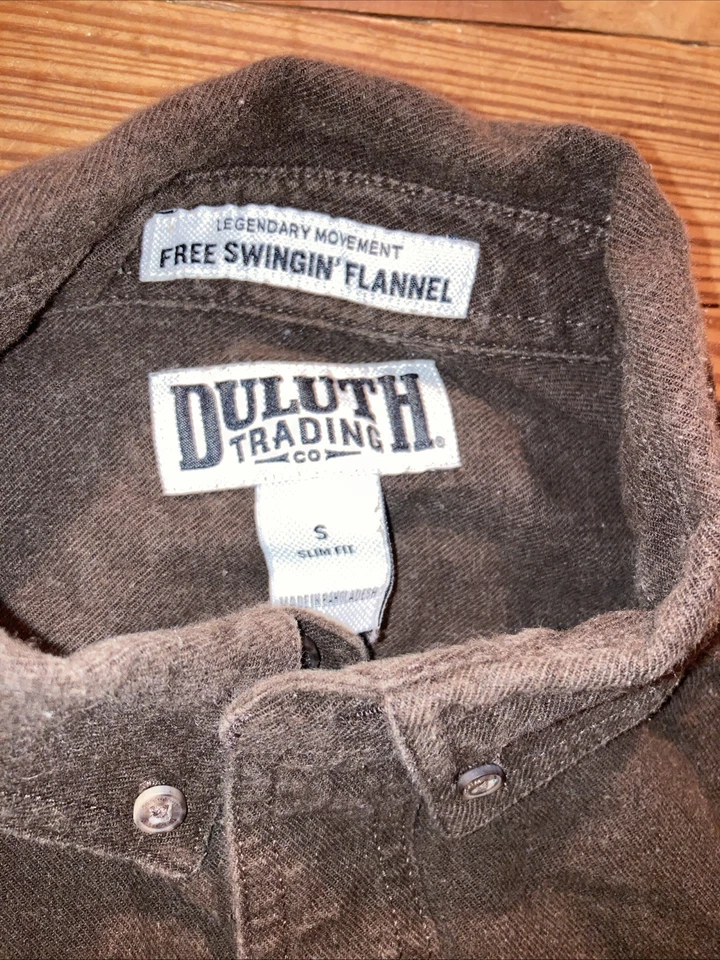 Duluth Men's Small Slim Fit Brown Flannel Long Sleeve Button Down Shirt - Image 4 of 4