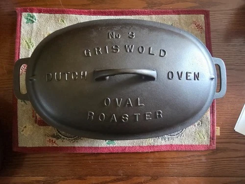 Griswold Cast Iron Oval Roaster #3 W/Trivet