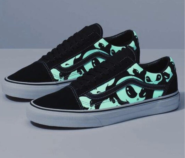 white vans womens size 7