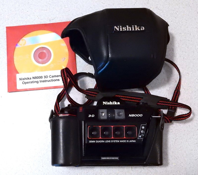 Vintage 3D Nishika N8000 35mm 35mm Film Lenticular Camera + Case + Strap