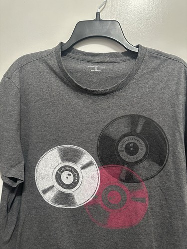 Camiseta gráfica de manga corta Banana Republic para hombre talla XL EN MUY BUENA CONDICIÓN - Imagen 3 de 6