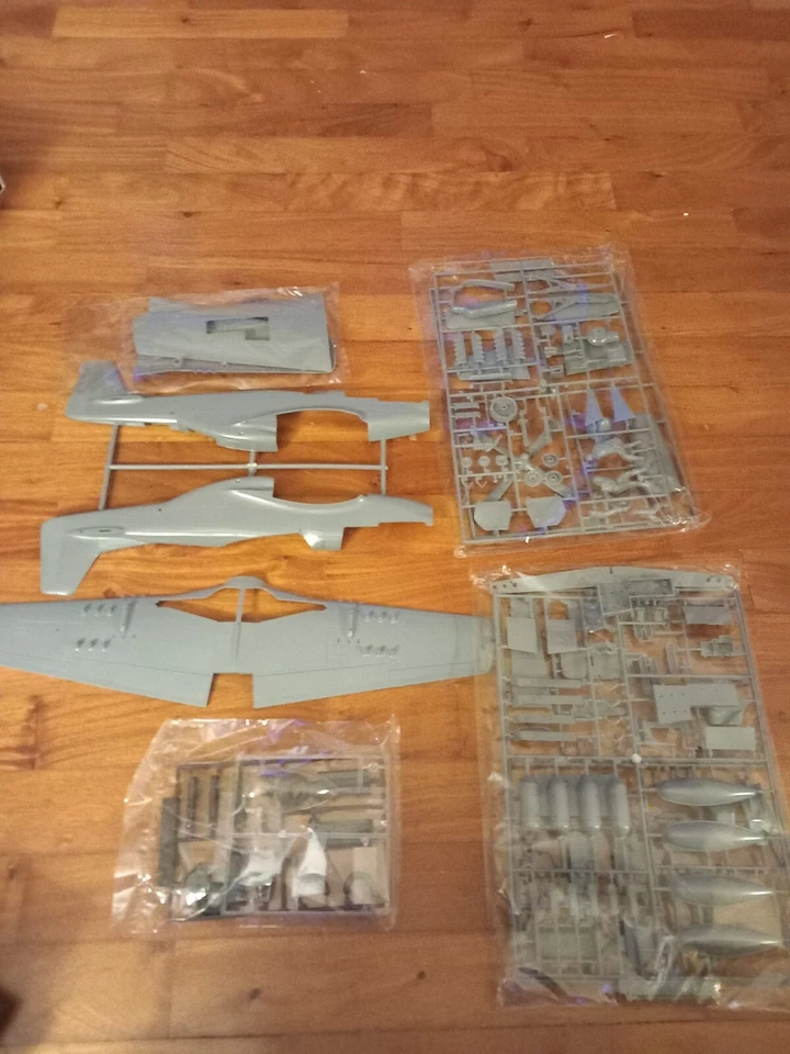 BANDAI NORTH AMERICA P51D MUSTANG  1/24 (1998) - Immagine 4 di 4