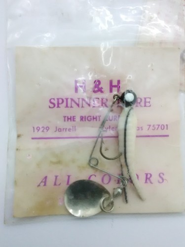 Vintage H&H Spinner Lures - 3/ oz - 3 Cards - Original Packaging - Picture 2 of 4