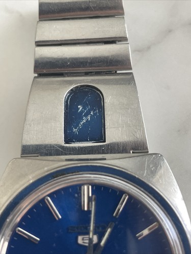 Vintage Seiko 5 automatic day date 6119 8490 Japan Blue w Original Enamel Band - Picture 4 of 9