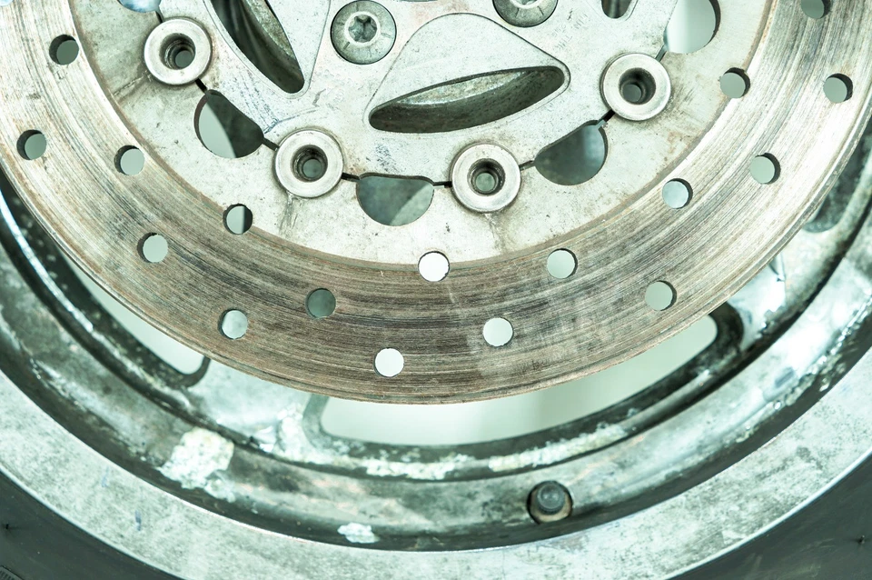 Llanta trasera Harley Electra Screamin CVO SE2 OE 05 PELADA 150/80B16 1384 Foto 4 de 4