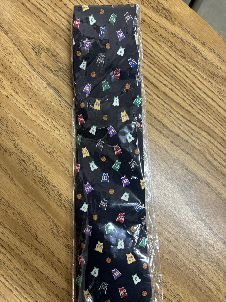 Alynn Basketball Legends Tie - Image 4 of 4