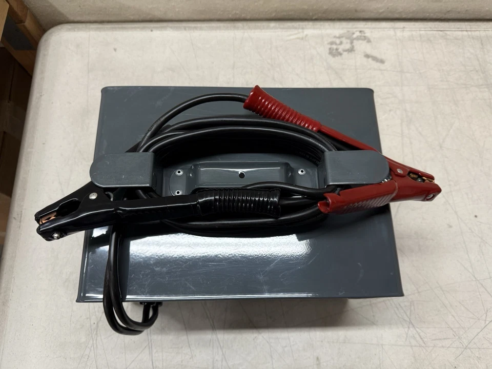 Testador de descarga de bateria para carrinho de golfe elétrico Lester - Lester 36/48 volts - Imagem 4 de 4