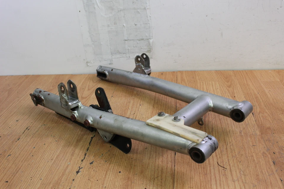 1978 Husqvarna CR250 Swingarm - Image 4 of 4