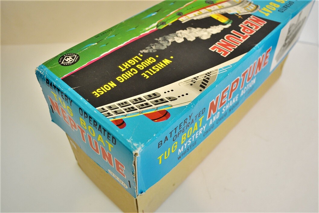 箱付き　TOMY NEPTUNE ホバークラフト　レトロおもちゃ Vintage TUG BOAT NEPTUNE Battery Operated Tin Toy Modern Toys