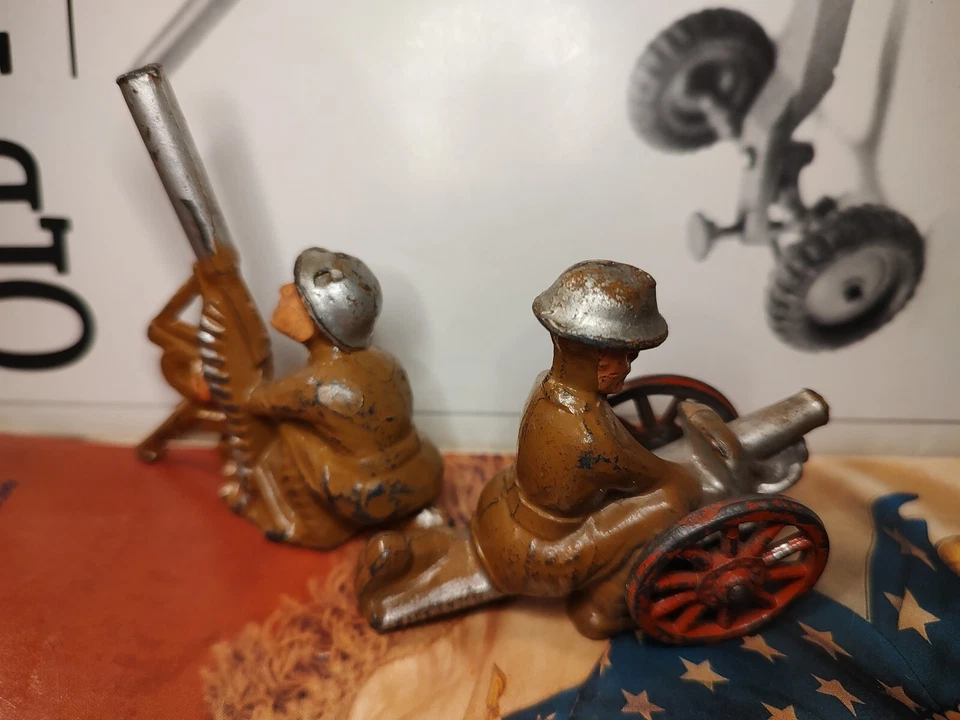 Manoil Anti- tank & Aircraft Toy Soldiers - Image 2 of 3