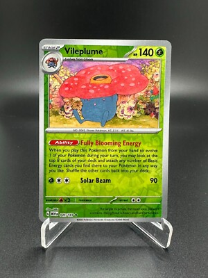Vileplume 045/165 Reverse Holo - Scarlet & Violet 151 - Pokemon