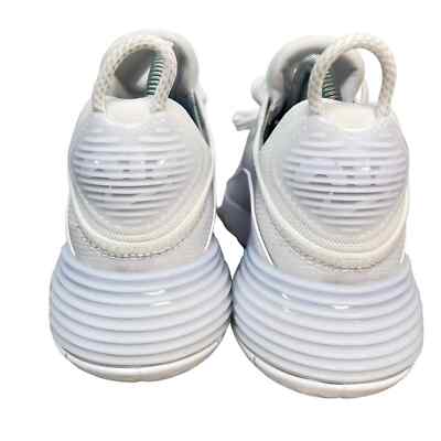 うめ Nike Air Max 2090 Summit White / Wolf Grey DA8702-100