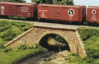 Monroe Models 2001 HO Scale Single-Track Stone Arch Bridge -- Kit