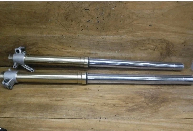 Horquillas de suspensión delantera Suzuki RM250 RM 250 1999 Foto 2 de 4