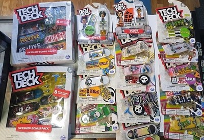 Tech Deck Lot   20+ Boards, 2 Sk8 Shop Bonus Packs, Blind Zero Enjoi Baker 