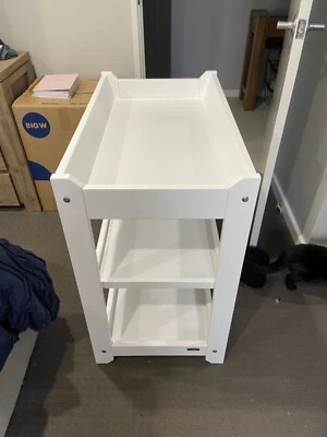 gumtree boori change table