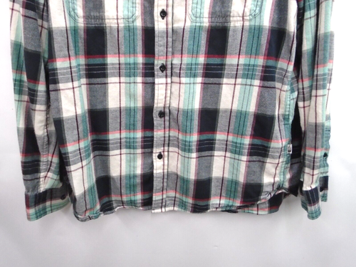The North Face Arroyo Mens Flannel Shirt Size L Plaid Green Black Made in India - Picture 5 of 10