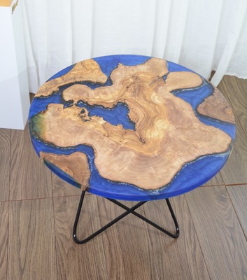 Epoxidharz Couchtisch/Olivenholz (d57cm, h47cm)