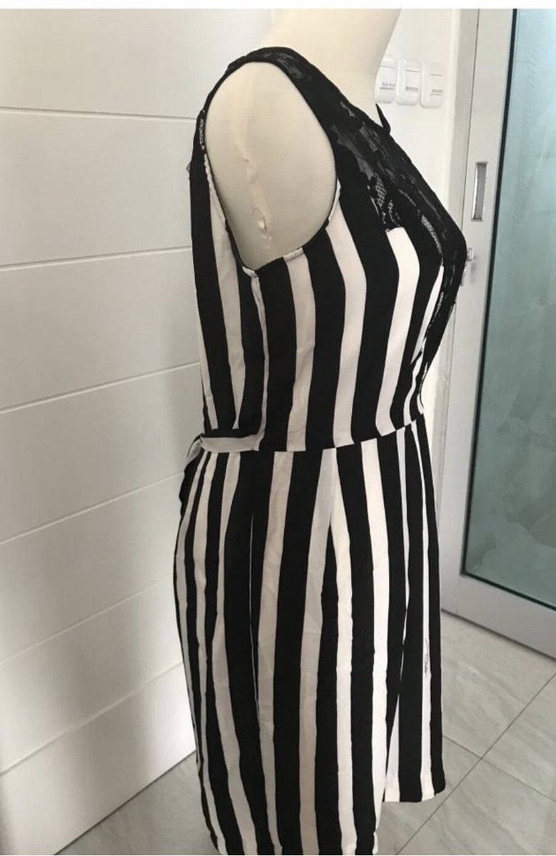New Guess Lace Dress Stripes Black and White Size M | eBay New Guess Lace Dress Stripes Black and White Size M | eBay